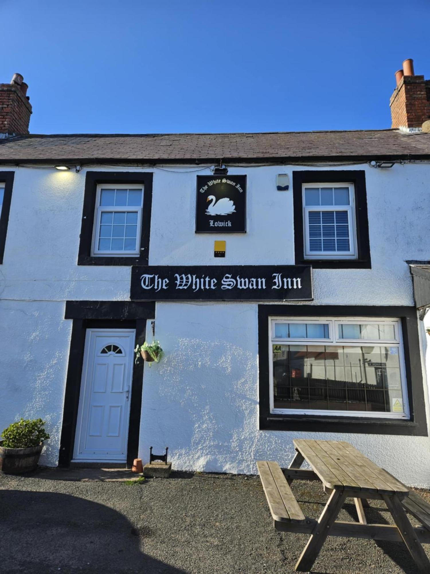 The White Swan Inn Lowick  Eksteriør bilde